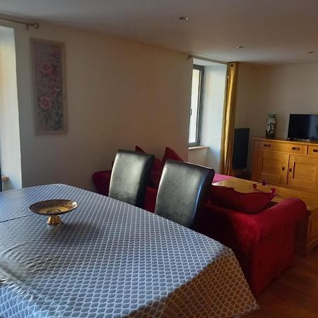 Appartement Centre Du Village Brides Les Bains ภายนอก รูปภาพ