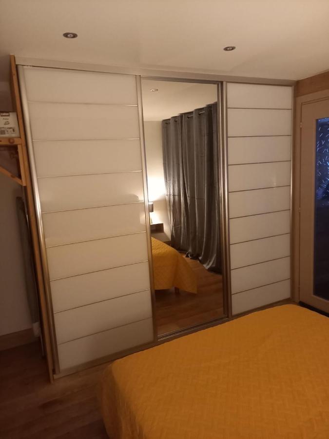 Appartement Centre Du Village Brides Les Bains ภายนอก รูปภาพ