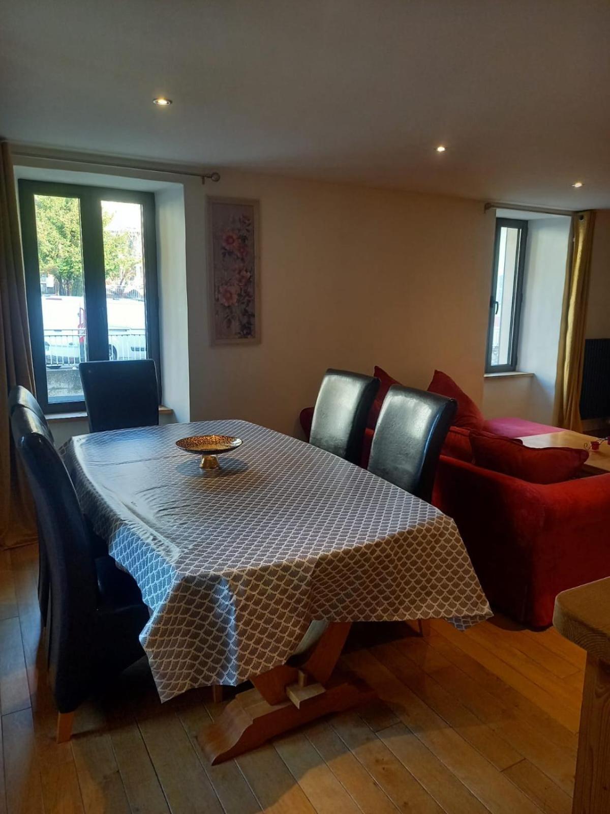 Appartement Centre Du Village Brides Les Bains ภายนอก รูปภาพ